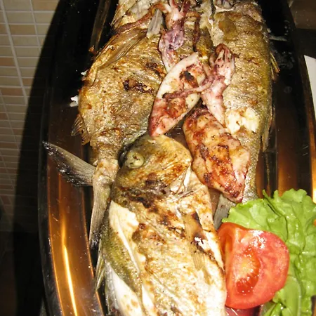 Pensión Mario Podstrana